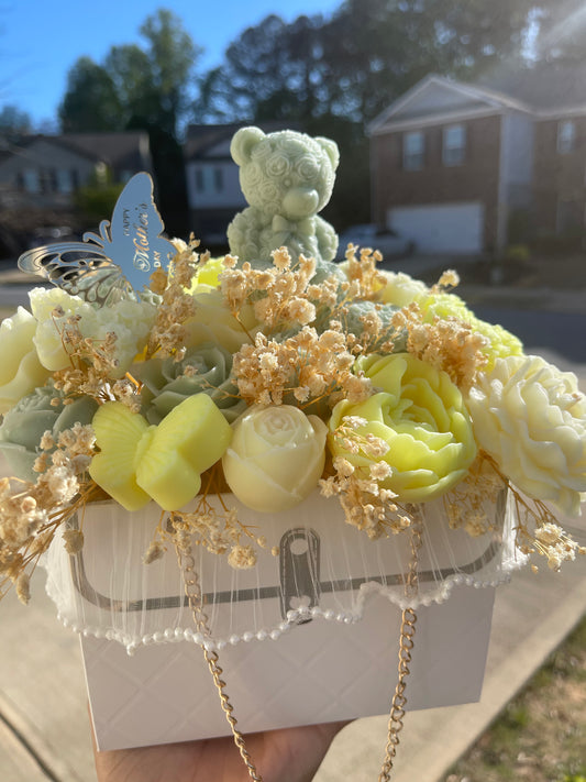 Signature Candle Bouquet